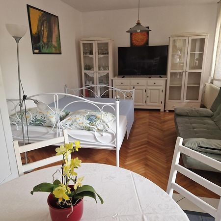 Apartman Studio Nena Crikvenica Extérieur photo